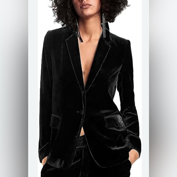 IMAN Jackets & Blazers - IMAN Black Velvet Women's Blazer Sz M